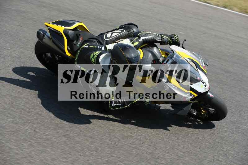 /Archiv-2023/28 05.06.2023 Moto Club Anneau du Rhin/rouge-expert/5